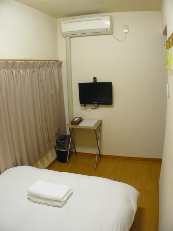 Hotel Meigetsu Tokio Buitenkant foto